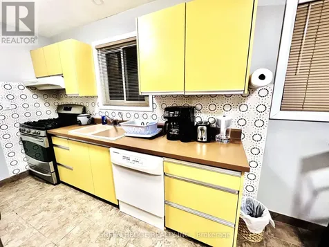 34 Stanley Avenue Kitchener ON N2K 1C5