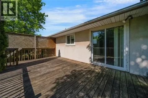 84 Jacobson Avenue St. Catharines ON L2T 3A3