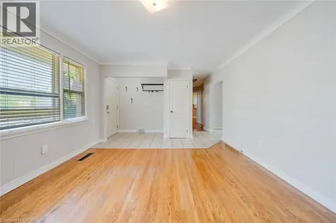 84 Jacobson Avenue St. Catharines ON L2T 3A3