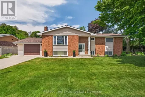30 Golf Links Road Kincardine ON N2Z 1K9