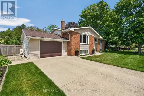 30 Golf Links Road Kincardine ON N2Z 1K9