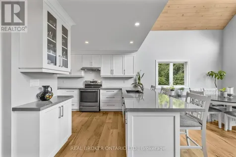1 Mckowen Road Mckellar ON P0G 1C0