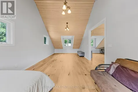 1 Mckowen Road Mckellar ON P0G 1C0