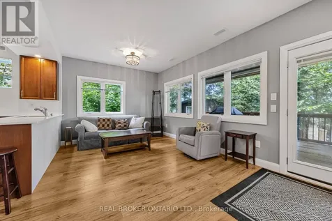 1 Mckowen Road Mckellar ON P0G 1C0