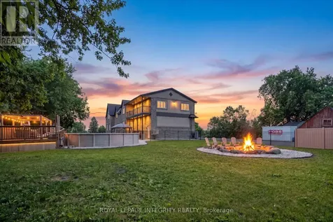 2754 Eagleson Road Ottawa ON K2S 1B8