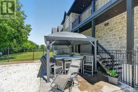 2754 Eagleson Road Ottawa ON K2S 1B8
