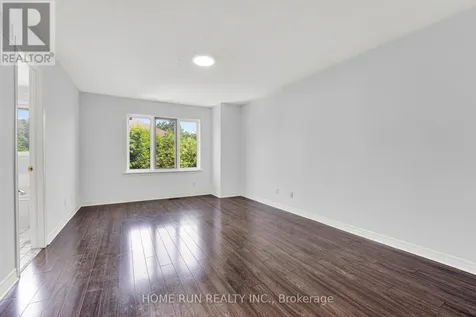 12 Gardengate Way East Ottawa ON K2G 5Z2