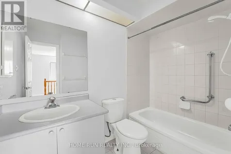 12 Gardengate Way East Ottawa ON K2G 5Z2