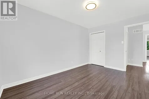 12 Gardengate Way East Ottawa ON K2G 5Z2