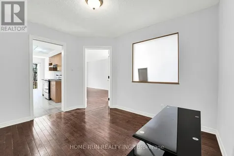 12 Gardengate Way East Ottawa ON K2G 5Z2