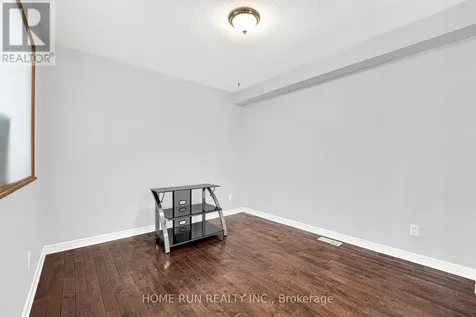 12 Gardengate Way East Ottawa ON K2G 5Z2