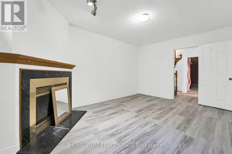 12 Gardengate Way East Ottawa ON K2G 5Z2