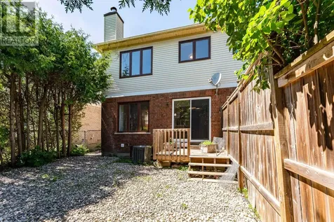 12 Gardengate Way East Ottawa ON K2G 5Z2