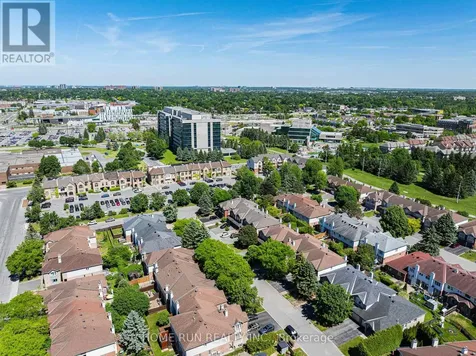 12 Gardengate Way East Ottawa ON K2G 5Z2