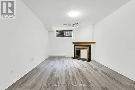 12 Gardengate Way East Ottawa ON K2G 5Z2