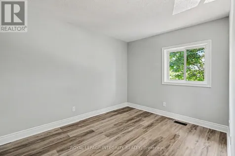 1511 Thurlow Street Ottawa ON K4A 2K9