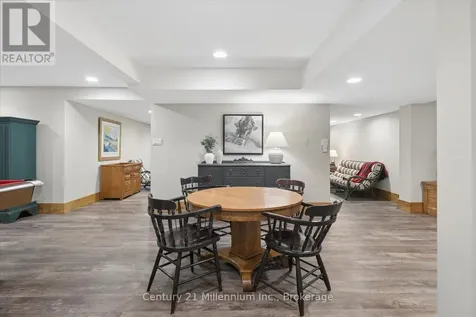 142 Craigleith Road Blue Mountains ON L9Y 0S3