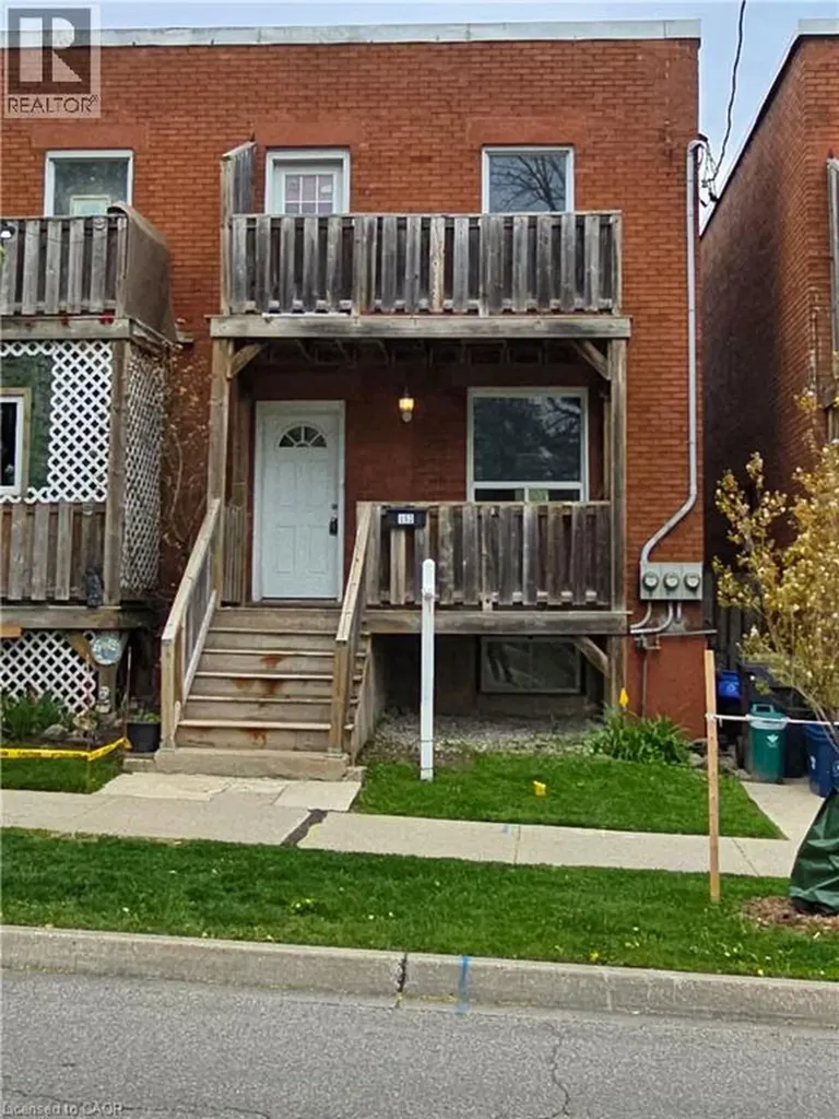 352 Duke Street West Kitchener ON N2H 3Y3