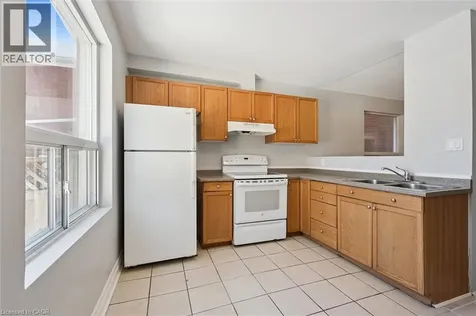 352 Duke Street West Kitchener ON N2H 3Y3