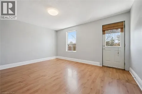 352 Duke Street West Kitchener ON N2H 3Y3