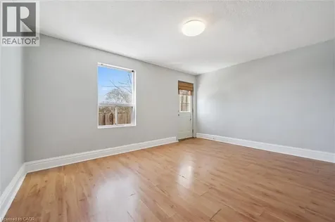 352 Duke Street West Kitchener ON N2H 3Y3