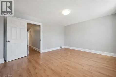 352 Duke Street West Kitchener ON N2H 3Y3