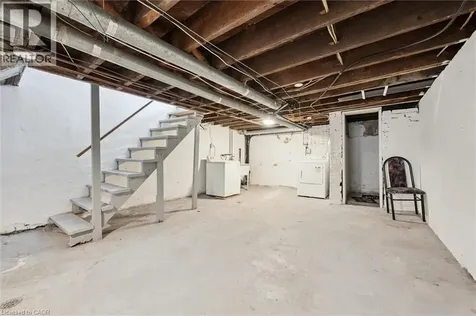 352 Duke Street West Kitchener ON N2H 3Y3