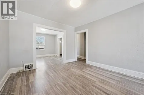 352 Duke Street West Kitchener ON N2H 3Y3