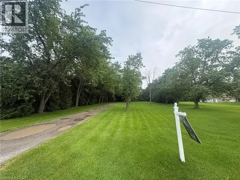 165 Ridge Road East Grimsby ON L3M 4E7