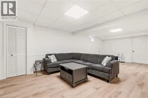 78 Sumac Court Grimsby ON L3M 5M6