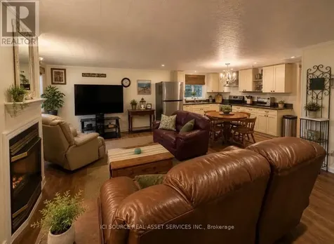 126 Pinecrest Avenue Wasaga Beach ON L9Z 1X3