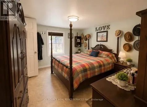 126 Pinecrest Avenue Wasaga Beach ON L9Z 1X3