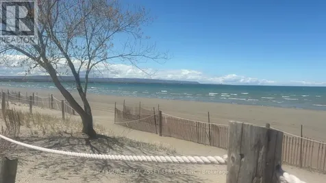 126 Pinecrest Avenue Wasaga Beach ON L9Z 1X3