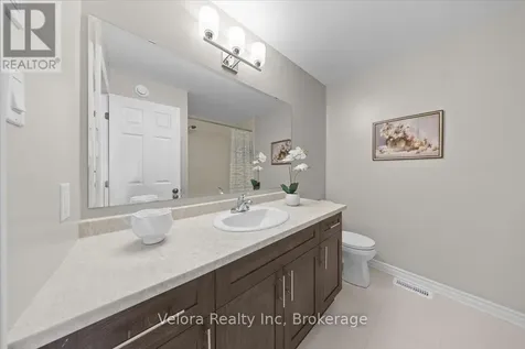 366 Warmstone Drive Ottawa ON K2S 0W5