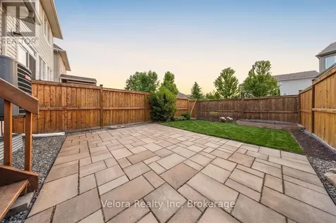 366 Warmstone Drive Ottawa ON K2S 0W5