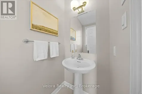366 Warmstone Drive Ottawa ON K2S 0W5