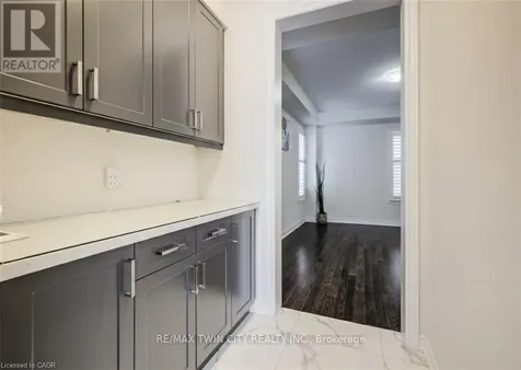 588 Beckview Crescent Kitchener ON N2R 0R4