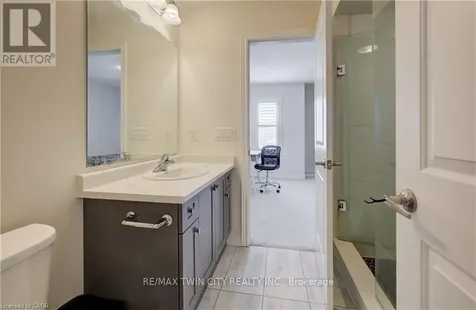588 Beckview Crescent Kitchener ON N2R 0R4