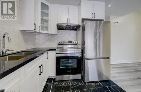 588 Beckview Crescent Kitchener ON N2R 0R4