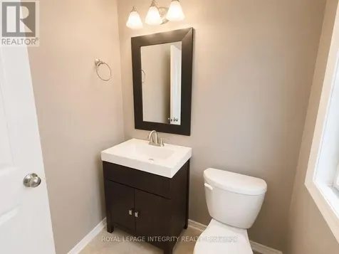 12 Kimbolton Crescent Ottawa ON K2K 2S3