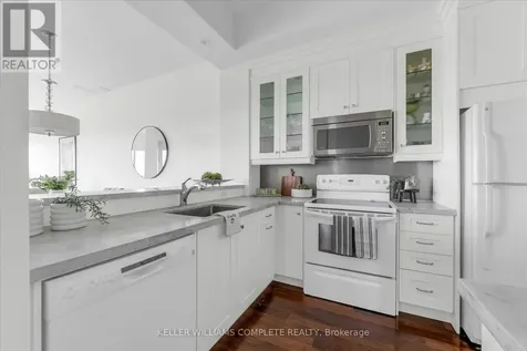 2511 Lakeshore Road West Oakville (br Bronte) ON L6L 6L9