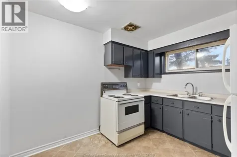 1400-1430 Seneca Street Windsor ON N8W 1A2