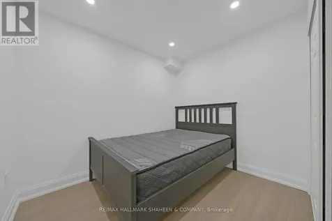 353 Rannie Road Newmarket (summerhill Estates) ON L3X 2N2