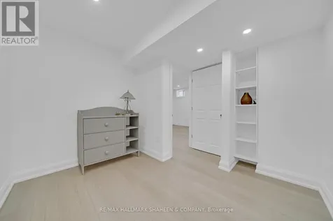 353 Rannie Road Newmarket (summerhill Estates) ON L3X 2N2