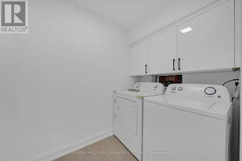 353 Rannie Road Newmarket (summerhill Estates) ON L3X 2N2