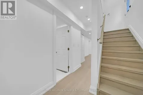 353 Rannie Road Newmarket (summerhill Estates) ON L3X 2N2