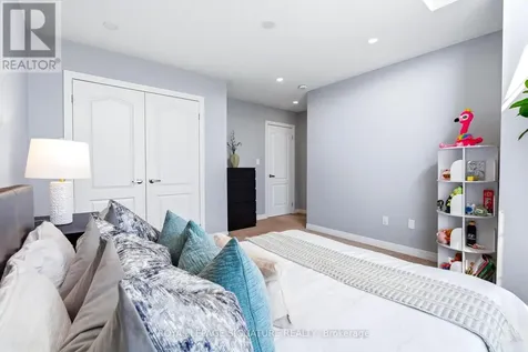 14 Paisley Way Orangeville ON L9W 6Z5