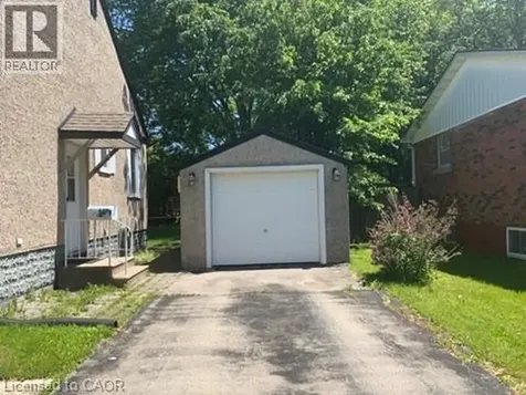 288 First Avenue Welland ON L3C 1Y8