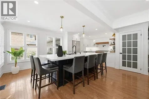 4147 Millcroft Park Drive Burlington ON L7M 3V1