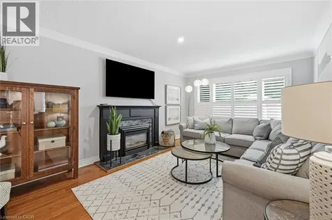 4147 Millcroft Park Drive Burlington ON L7M 3V1